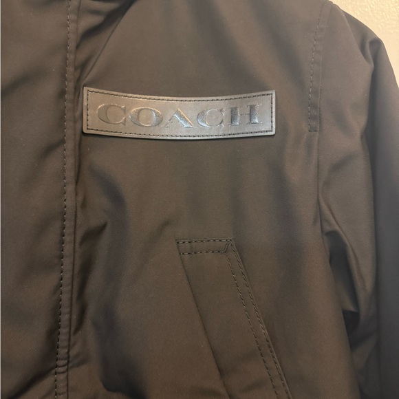 Coach 3-1 Shearling Parka 
Heavy jacket great for the winter . 
Quality Jacket - Picture 2 of 9